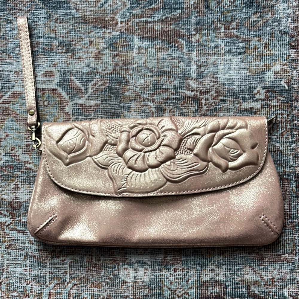Elegant Floral Embossed Clutch - Pink